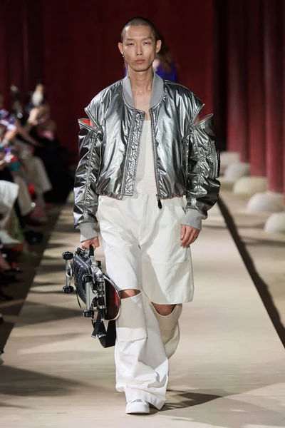 Look 6